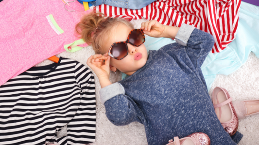 Sur Hortensiaa.fr, chaque vêtement est imaginé pour offrir à votre fille un style affirmé, du confort au quotidien, et une liberté de mouvement essentielle à son bien-être.