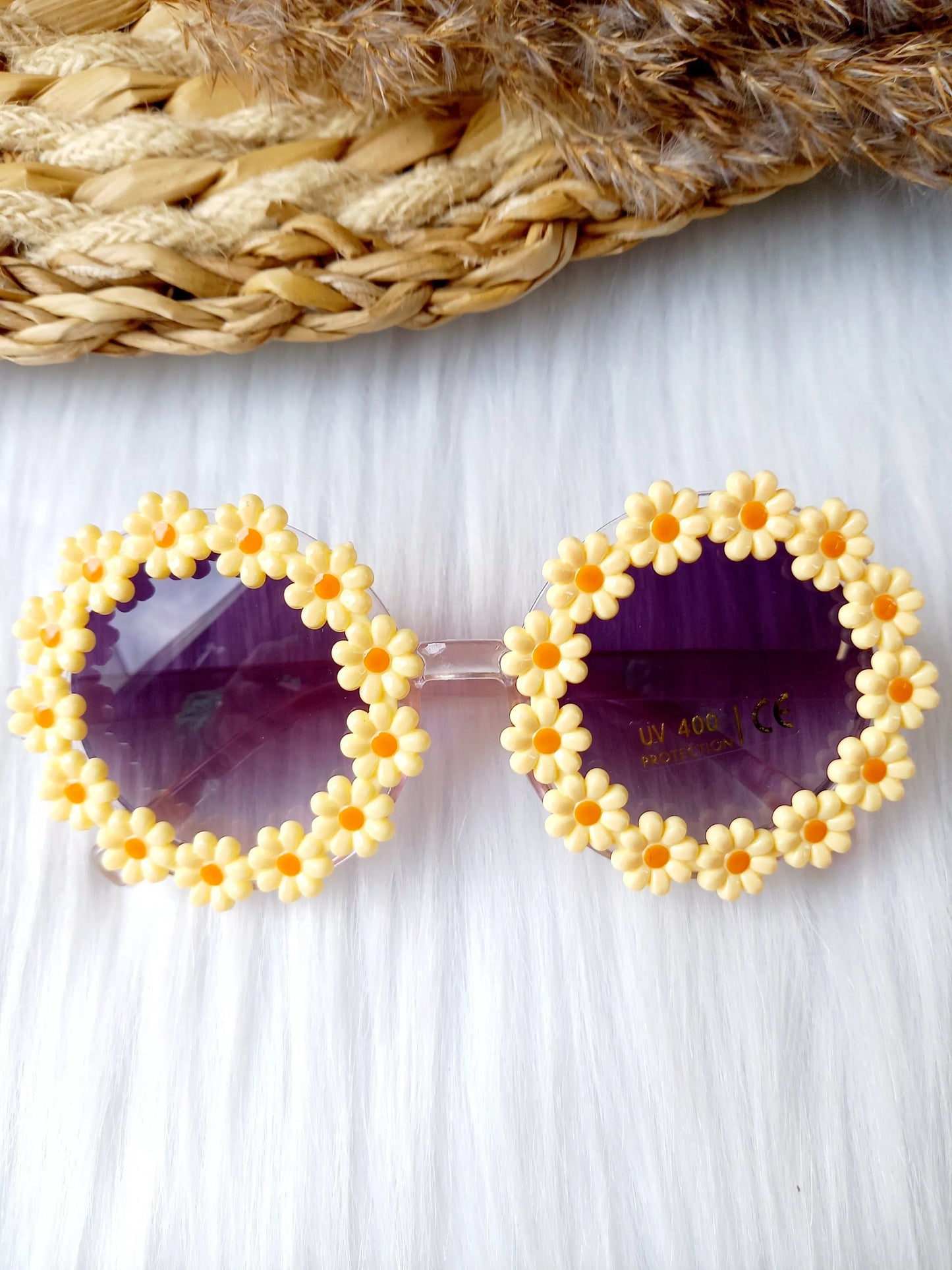 Lunette de soleil a fleurs, jaune